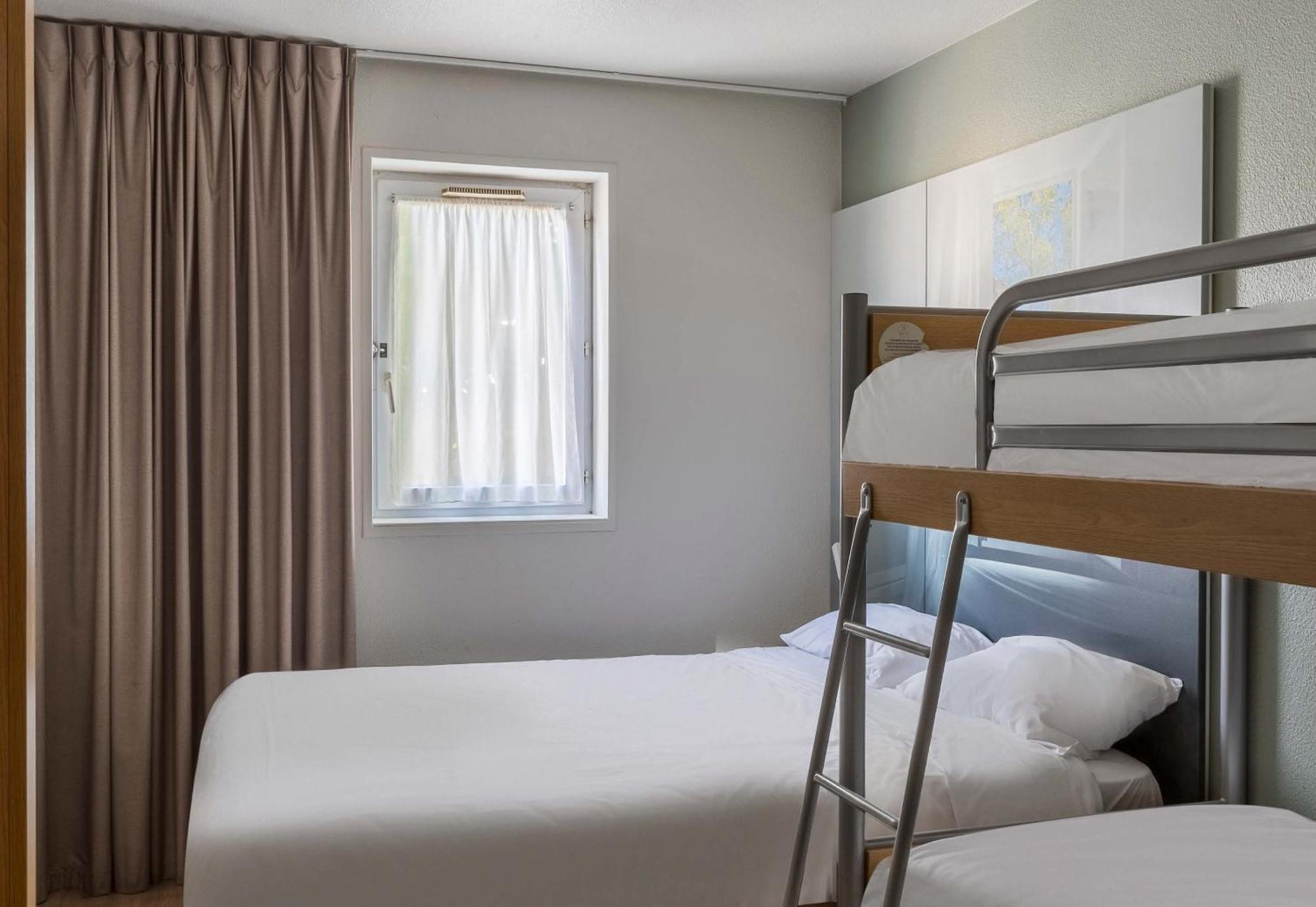 B&B Hotel Bourges 1 Экстерьер фото