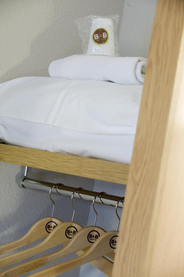 B&B Hotel Bourges 1 Экстерьер фото